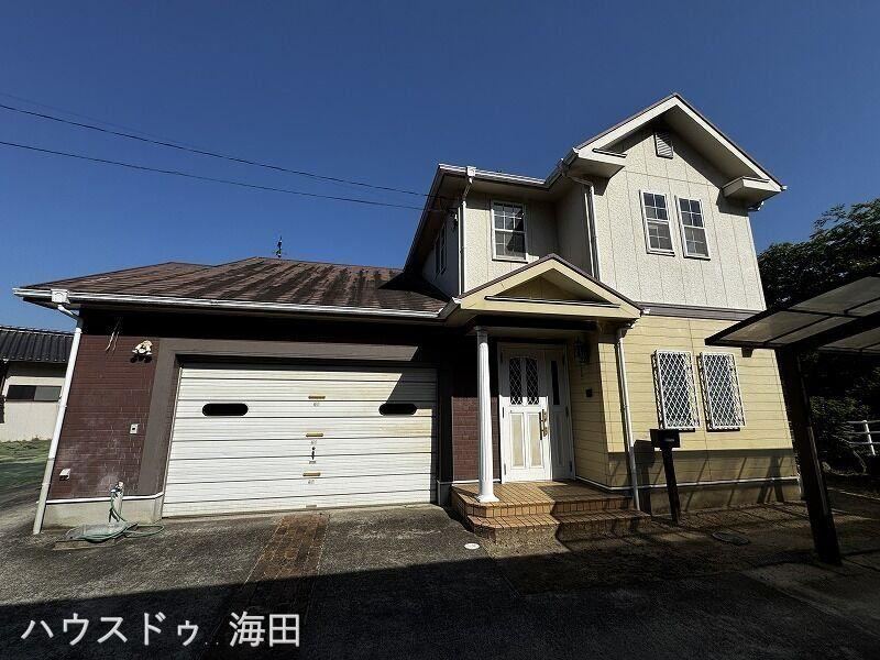 4LDK+2S house in Aki Ward, Hiroshima - Photo 1