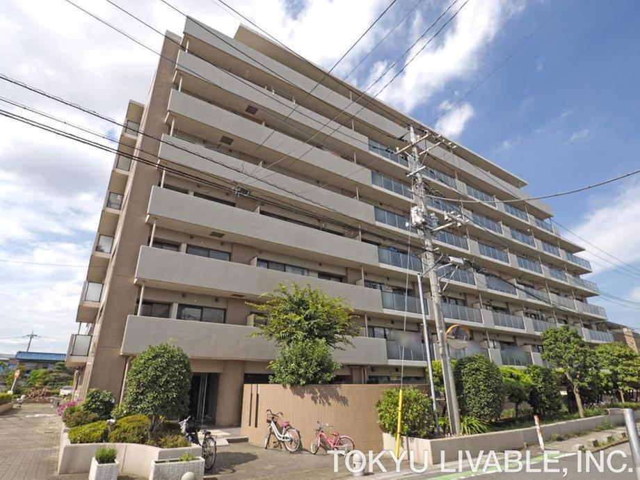 3LDK apartment in Soka, Saitama - Photo 1