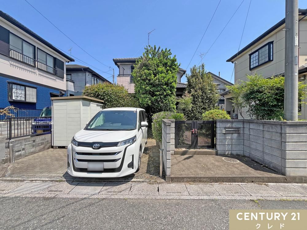 4LDK house in Namegawa, Hiki District, Saitama - Photo 1