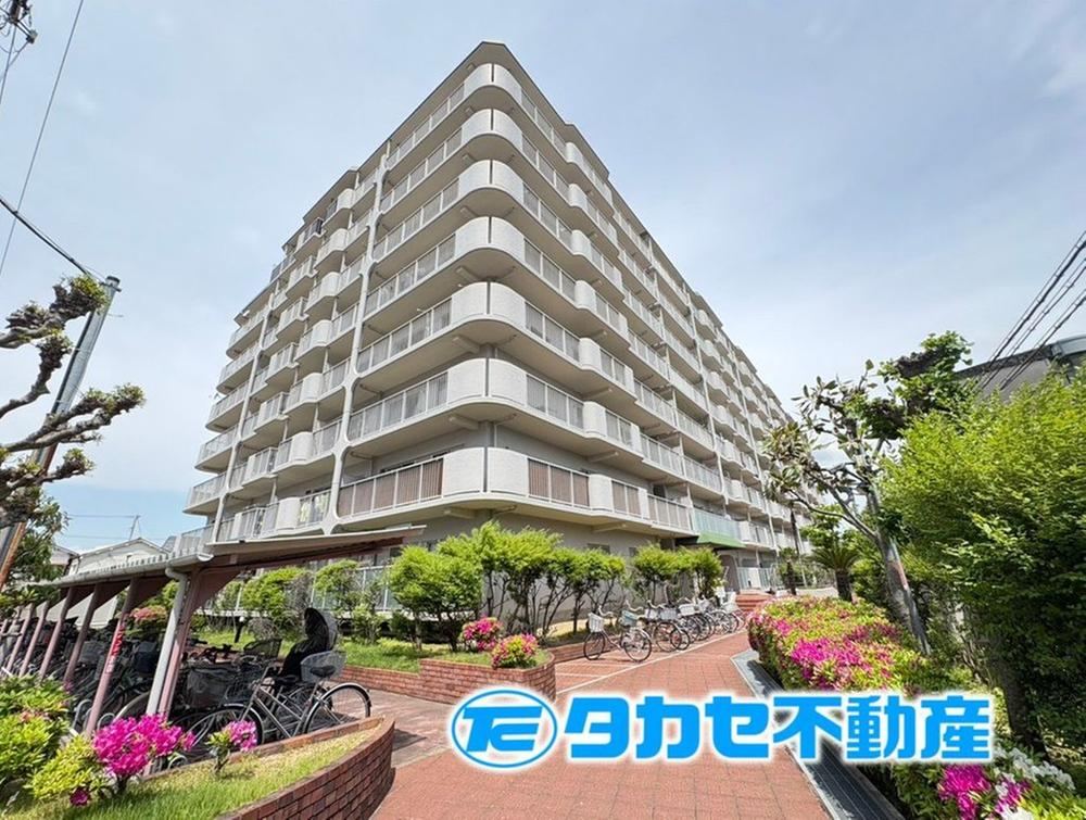 3LDK apartment in Himeji, Hyogo - Photo 1