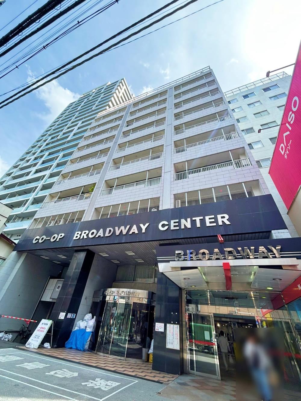 2LDK apartment in Nakano Ward, Tokyo - Photo 1