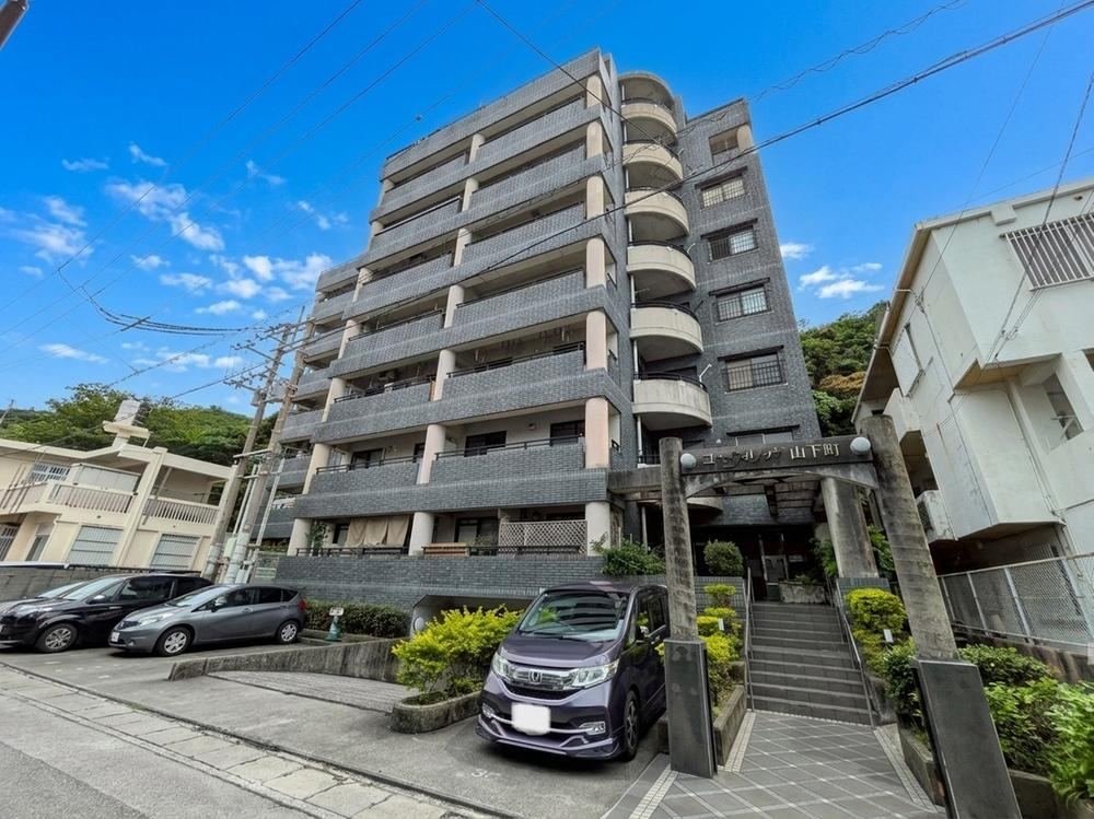 3LDK apartment in Naha, Okinawa - Photo 1
