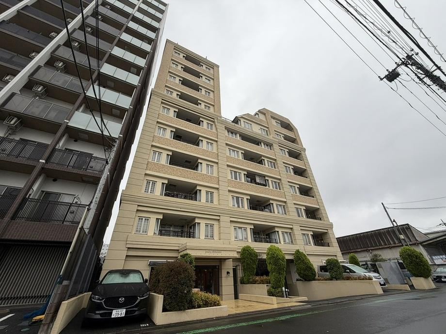 3LDK apartment in Katsushika Ward, Tokyo - Photo 1