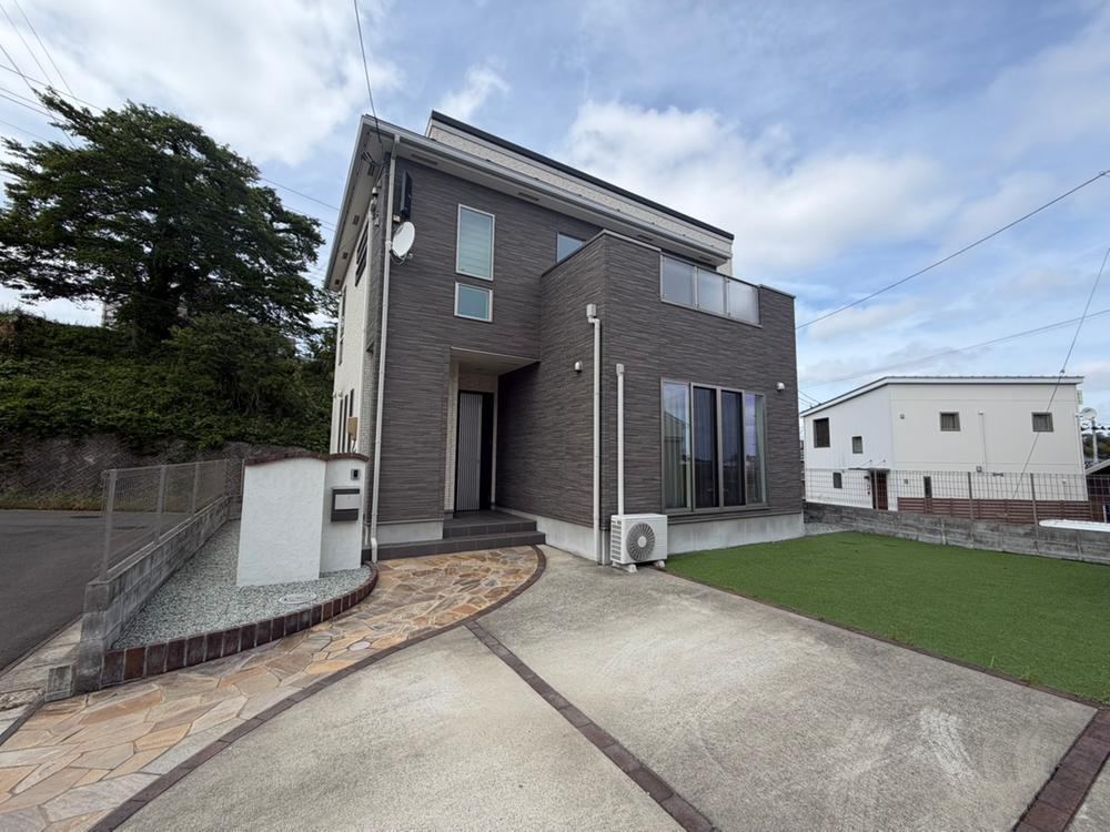 4LDK house in Taihaku Ward, Sendai, Miyagi - Photo 1