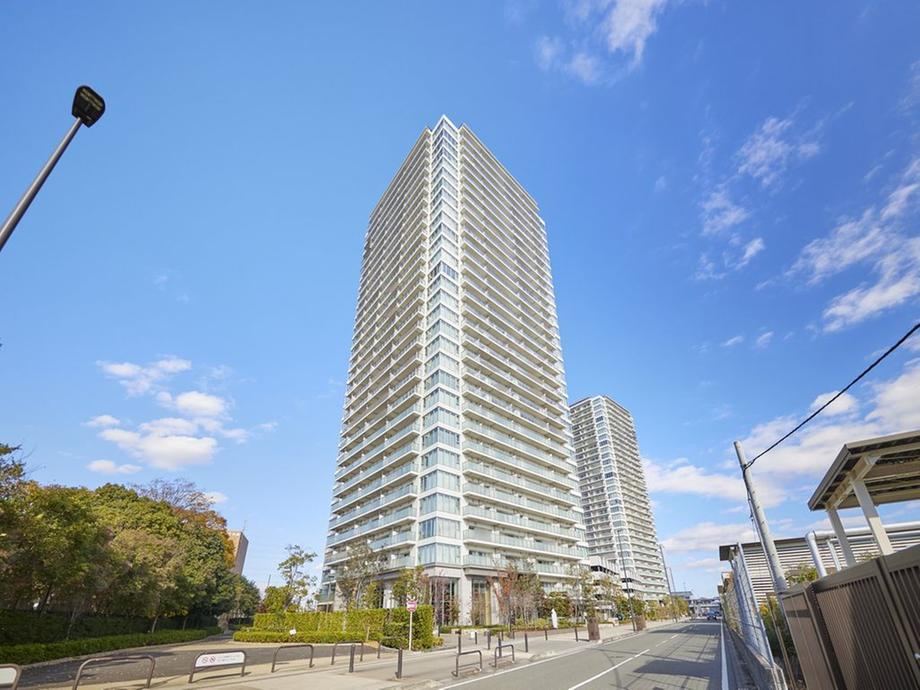 2LDK apartment in Ebina, Kanagawa - Photo 1