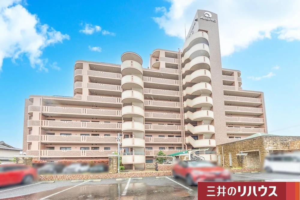 4LDK apartment in Kitanagoya, Aichi - Photo 1