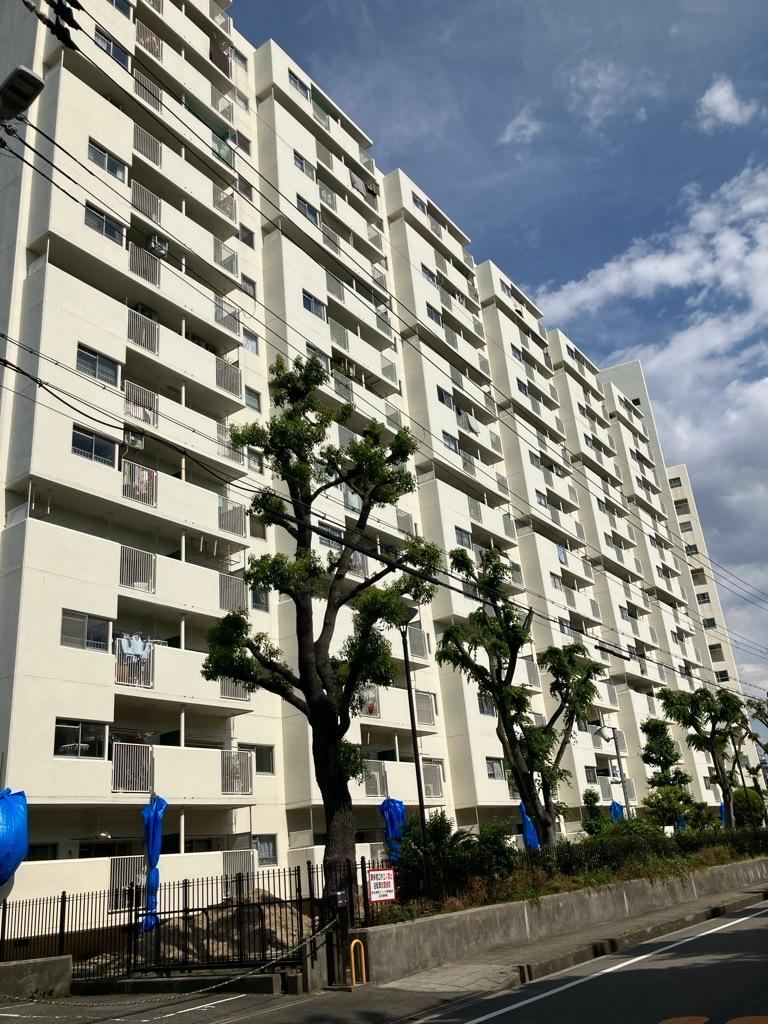 2LDK apartment in Yodogawa Ward, Osaka - Photo 1