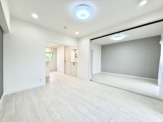 2LDK apartment in Aoba Ward, Yokohama, Kanagawa - Photo 1