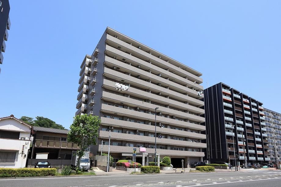 2LDK apartment in Kanagawa Ward, Yokohama, Kanagawa - Photo 1