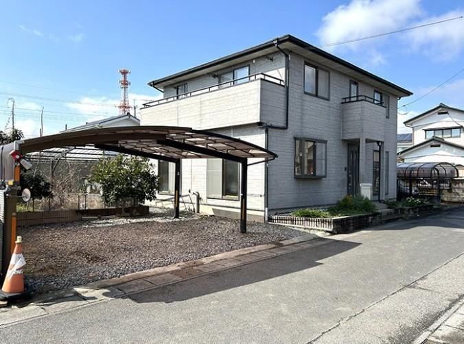 4LDK+S house in Koga, Ibaraki - Photo 1