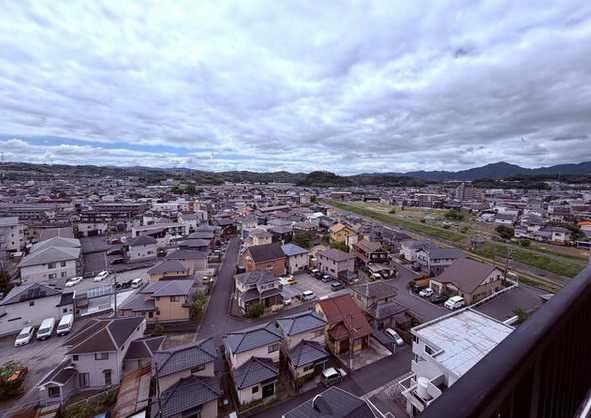 4LDK apartment in Oita, Oita - Photo 1