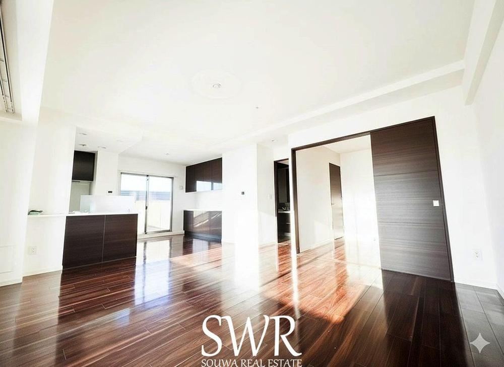 4LDK apartment in Okazaki, Aichi - Photo 1