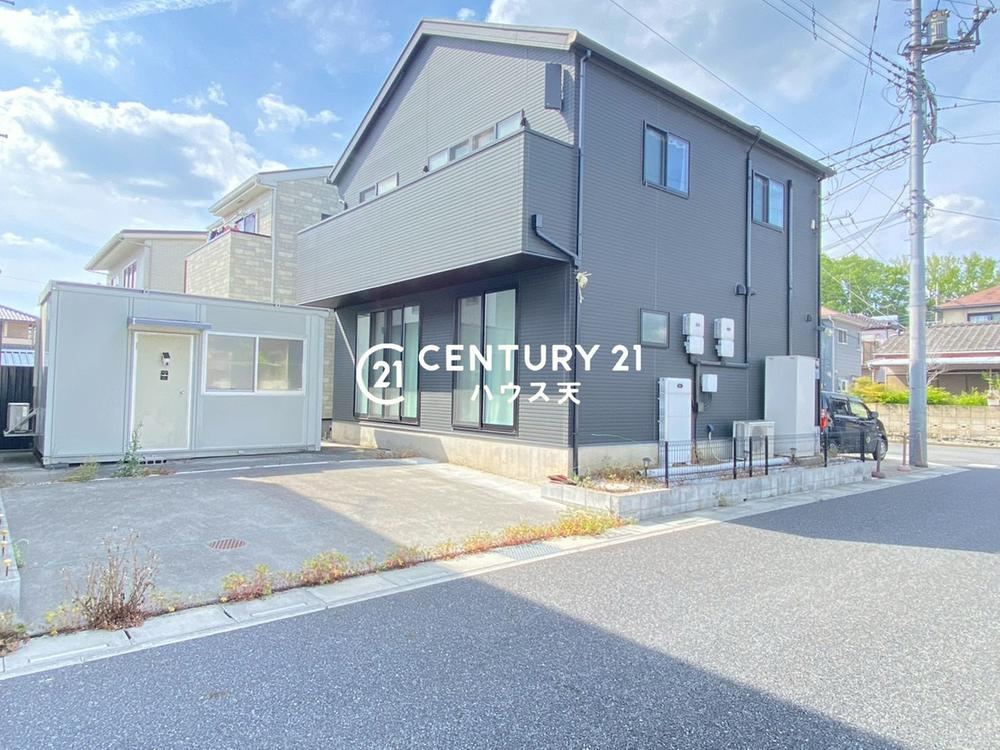 3LDK house in Higashimatsuyama, Saitama - Photo 1