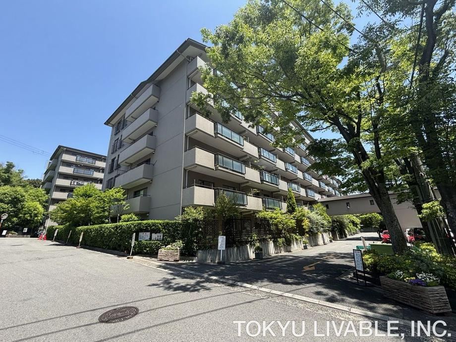 2LDK apartment in Nishinomiya, Hyogo - Photo 1