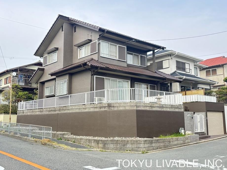 4LDK house in Mihara Ward, Sakai, Osaka - Photo 1
