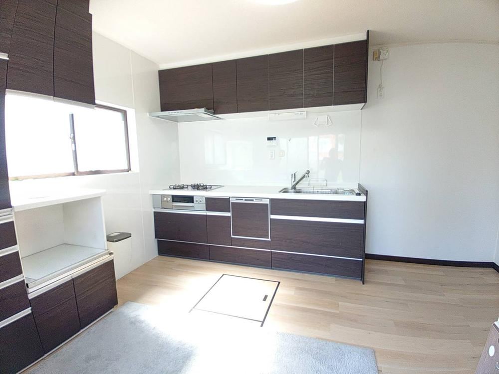 4DK+S house in Konohana Ward, Osaka - Photo 1