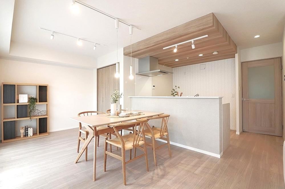 3LDK apartment in Tsurumi Ward, Osaka - Photo 1