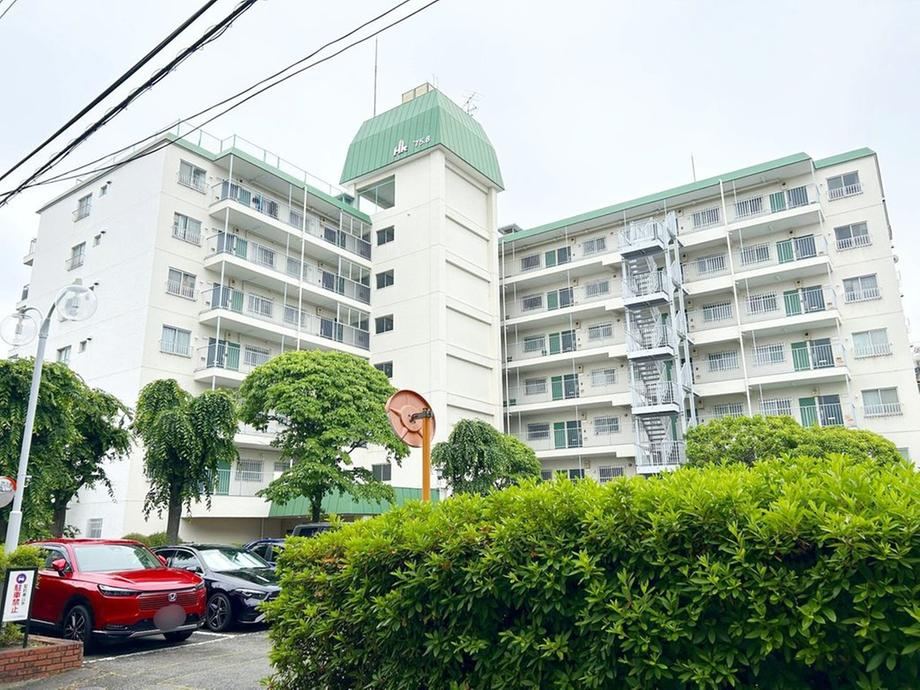 3LDK apartment in Higashimurayama, Tokyo - Photo 1