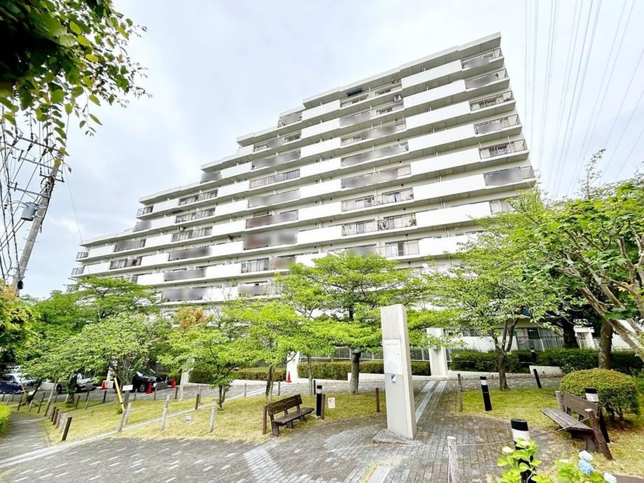 3LDK apartment in Totsuka Ward, Yokohama, Kanagawa - Photo 1