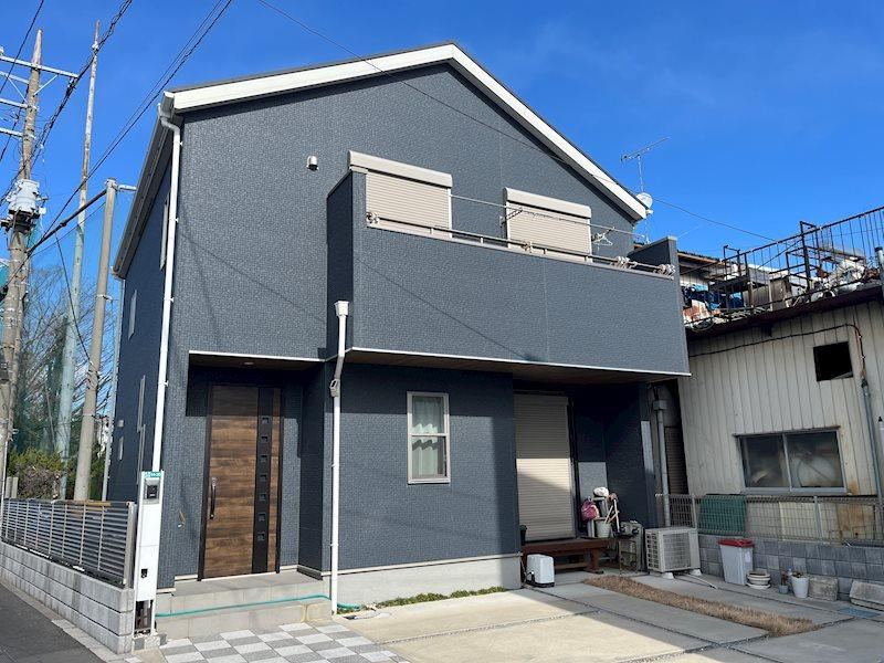4LDK house in Soka, Saitama - Photo 1