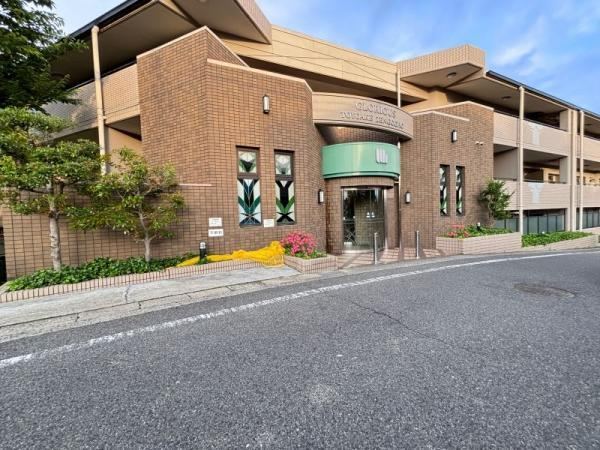 3LDK apartment in Toyoake, Aichi - Photo 1