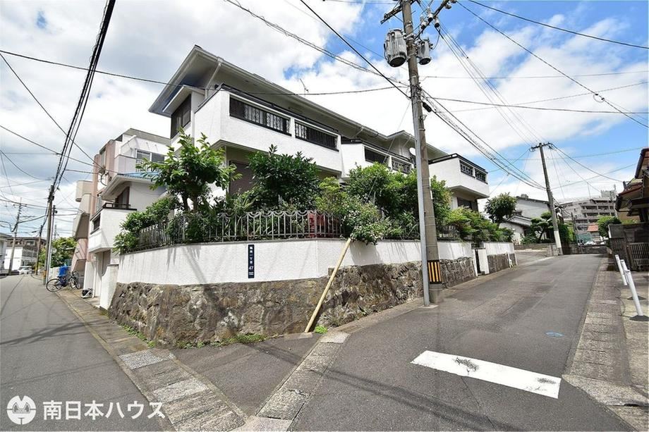 8LDK house in Kagoshima, Kagoshima - Photo 1