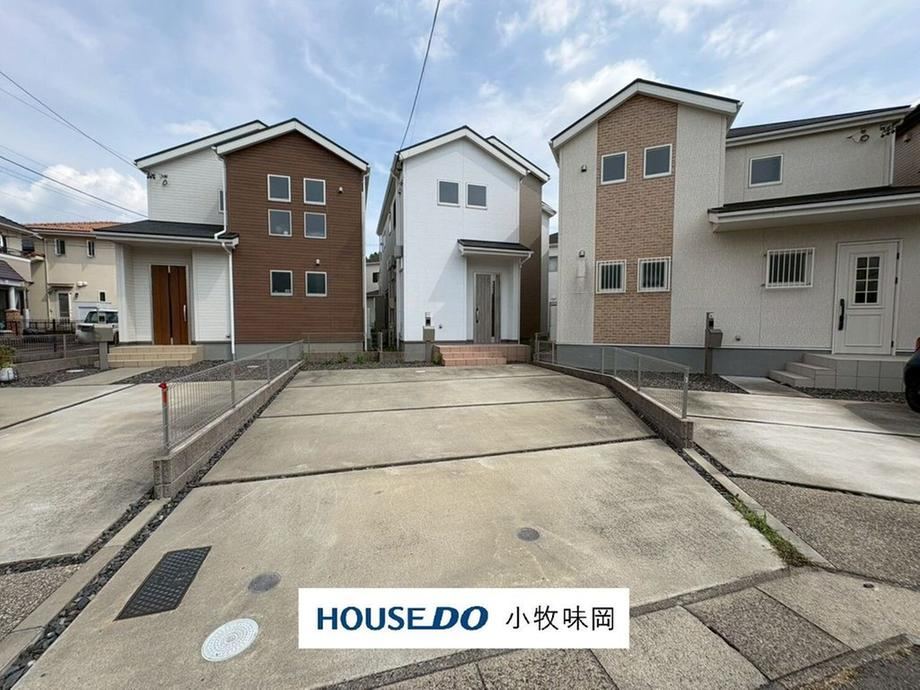 4LDK house in Komaki, Aichi - Photo 1