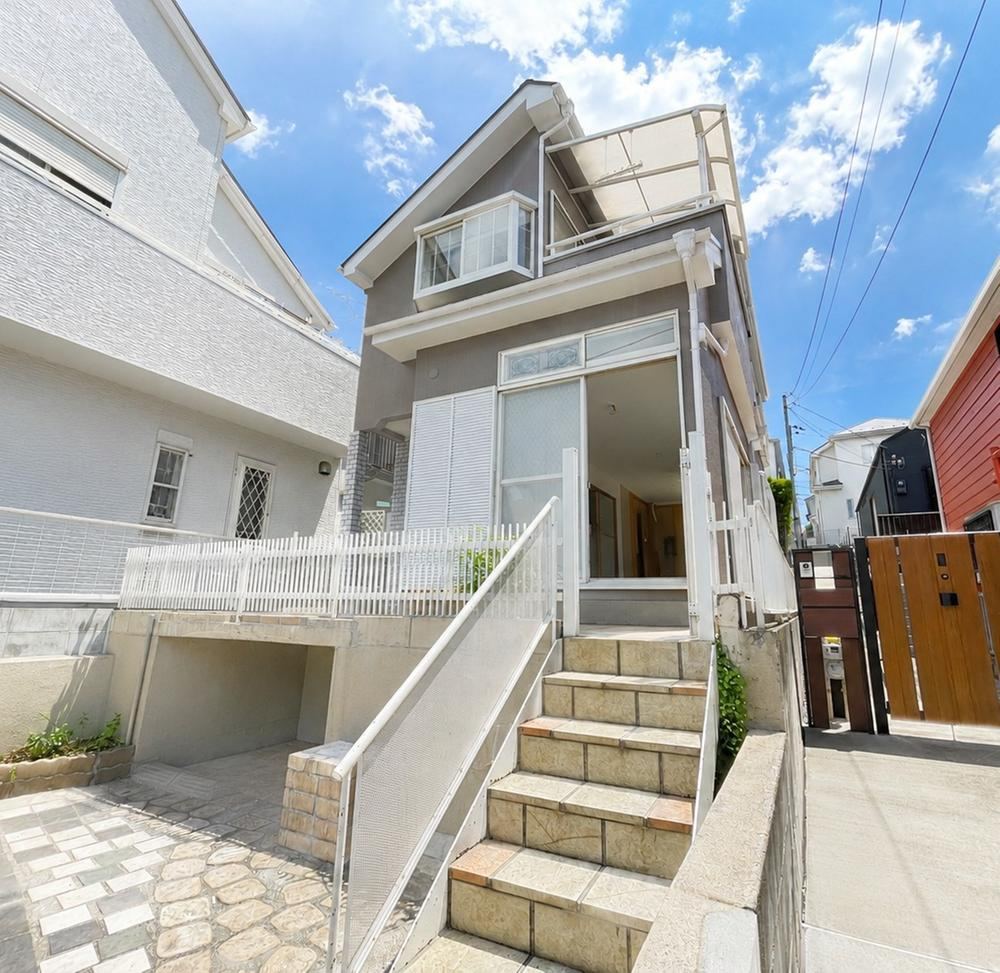 3LDK house in Asahi Ward, Yokohama, Kanagawa - Photo 1
