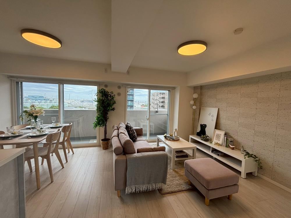 2LDK apartment in Kanagawa Ward, Yokohama, Kanagawa - Photo 1