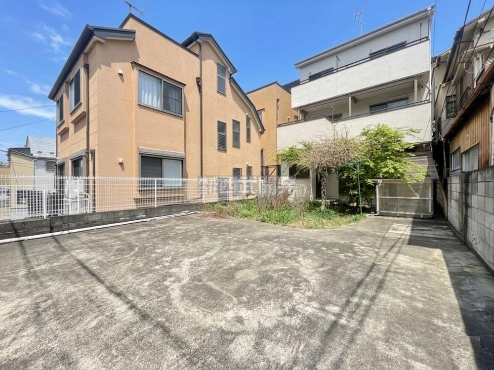 4LDK house in Itabashi Ward, Tokyo - Photo 1