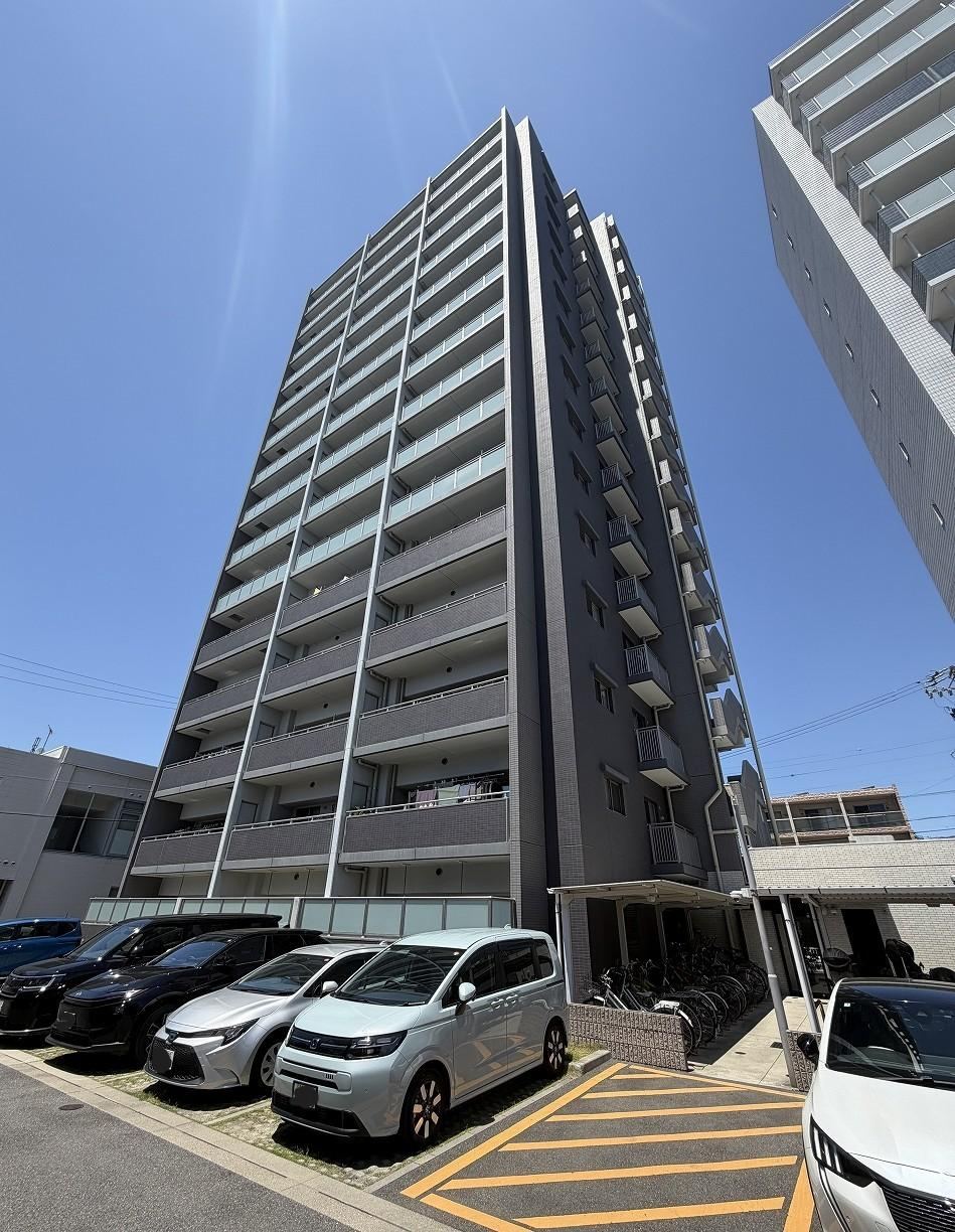 3LDK apartment in Higashi Ward, Nagoya, Aichi - Photo 1