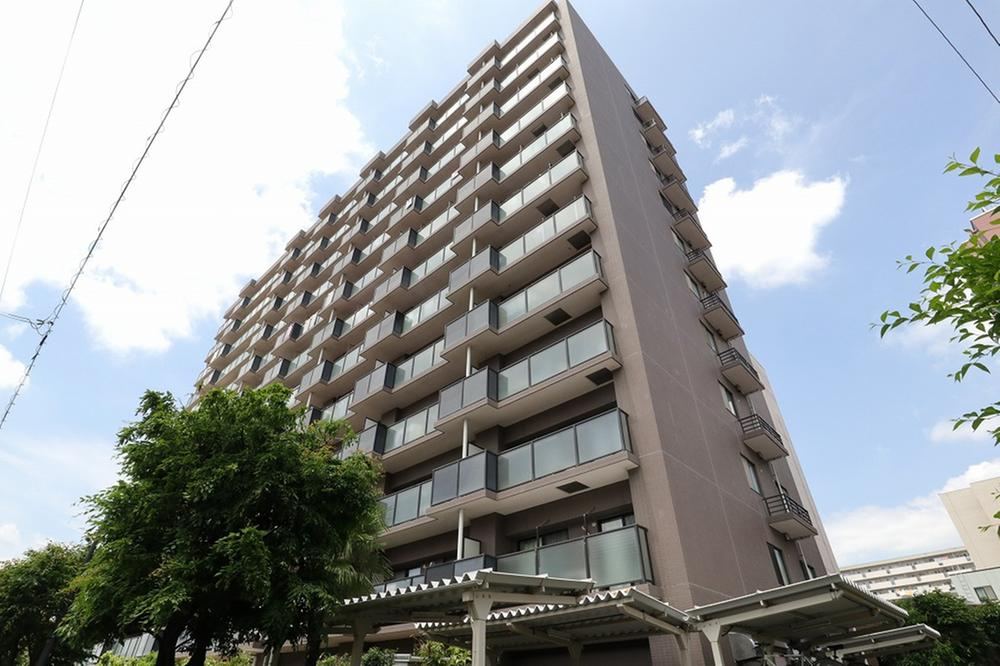3LDK apartment in Minami Ward, Saitama - Photo 1