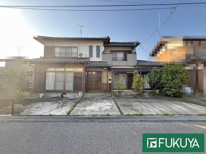 5LDK house in Nagahama, Shiga - Photo 1