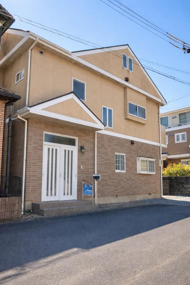 4LDK+S house in Shimizu Ward, Shizuoka - Photo 1