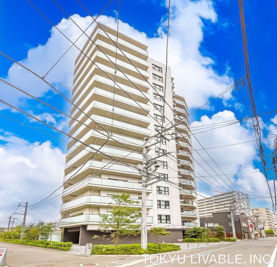 2LDK+S apartment in Fujisawa, Kanagawa - Photo 1