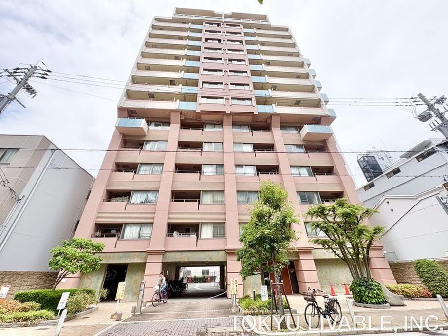 2LDK apartment in Chuo Ward, Osaka - Photo 1