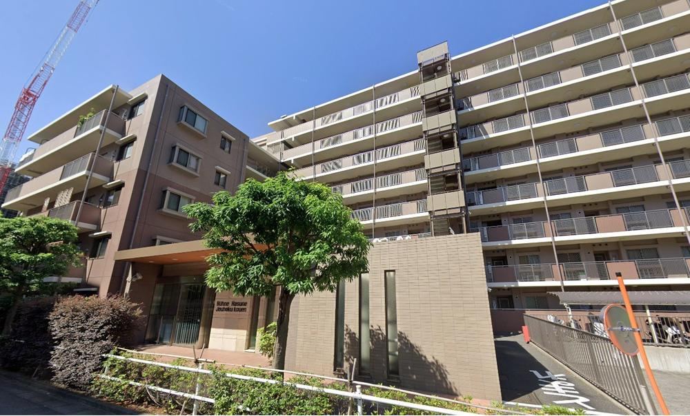 3LDK apartment in Itabashi Ward, Tokyo - Photo 1