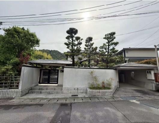 10LDK house in Ukyo Ward, Kyoto - Photo 1