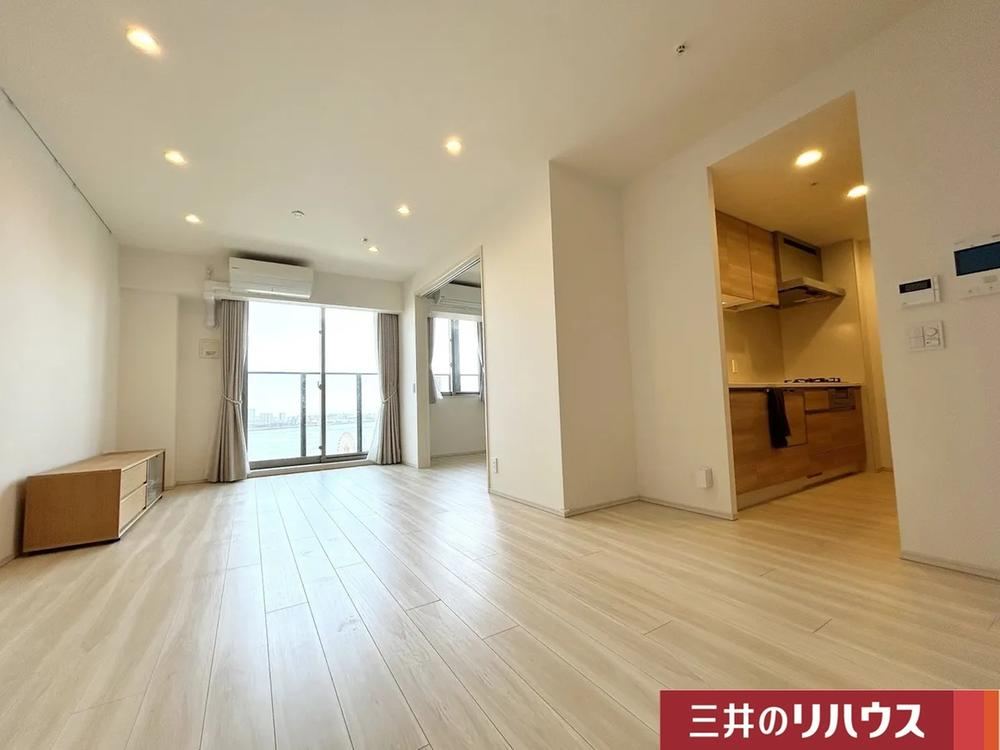 2LDK apartment in Chuo Ward, Kobe, Hyogo - Photo 1