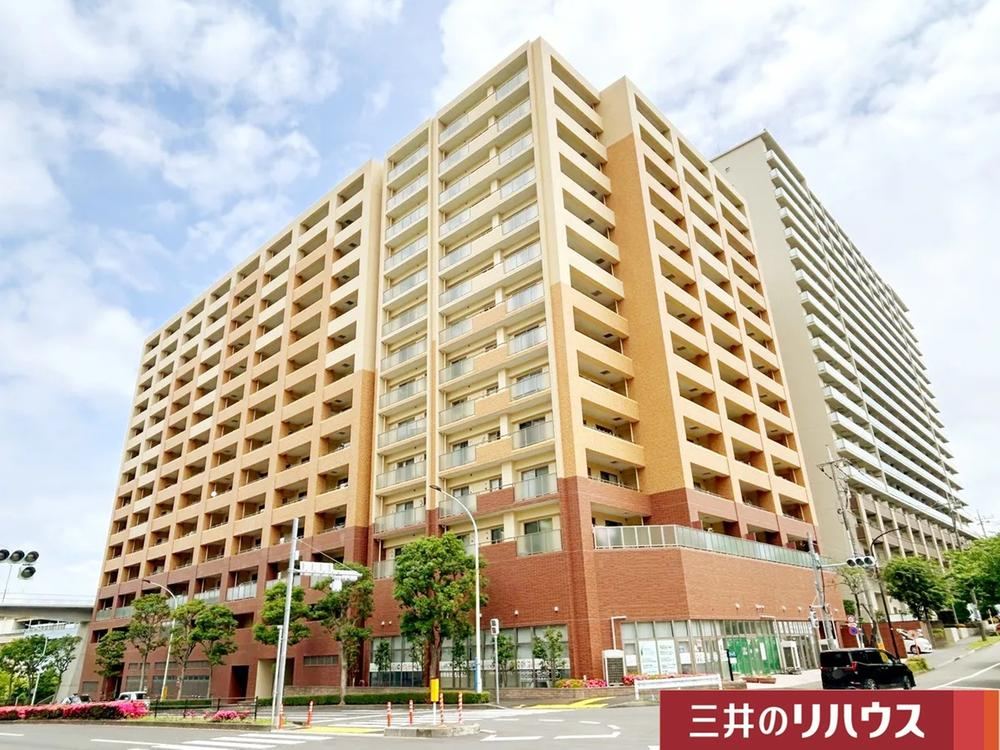 3LDK apartment in Tama, Tokyo - Photo 1
