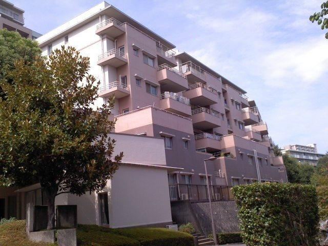 3LDK apartment in Tama, Tokyo - Photo 1