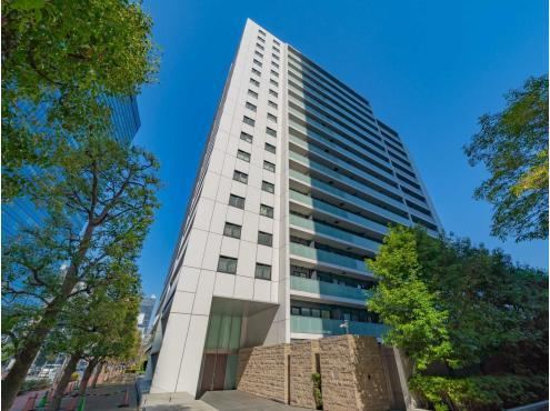 2LDK apartment in Shinjuku Ward, Tokyo - Photo 1