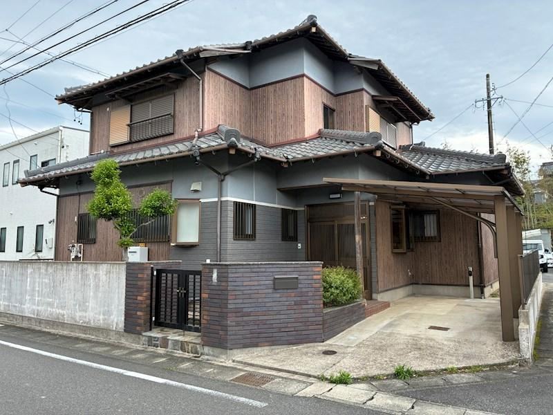 5LDK house in Kameyama, Mie - Photo 1