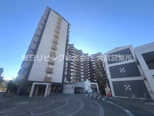 3LDK apartment in Iwatsuki Ward, Saitama - Photo 1