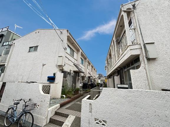 1LDK apartment in Ichikawa, Chiba - Photo 1