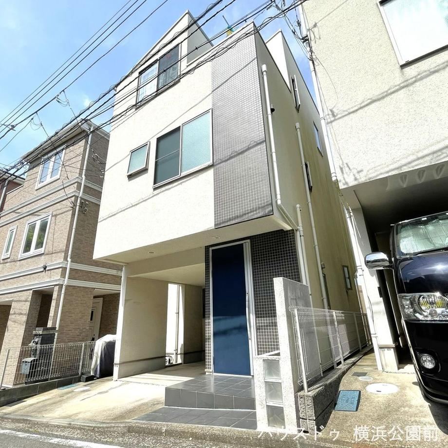 3LDK house in Minami Ward, Yokohama, Kanagawa - Photo 1