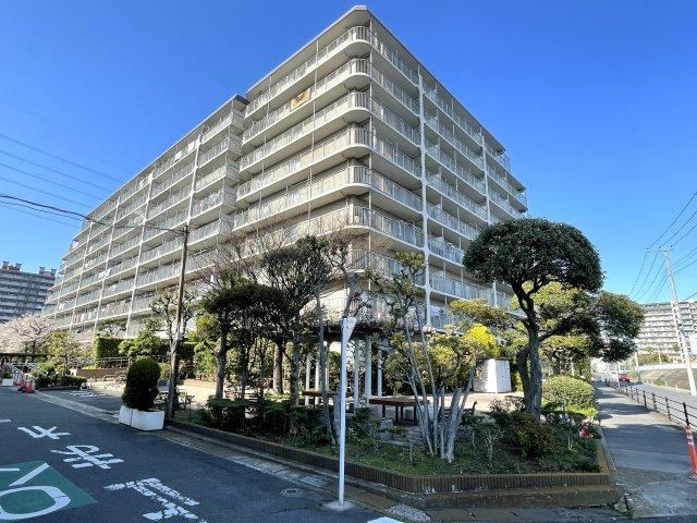 3LDK apartment in Ichikawa, Chiba - Photo 1