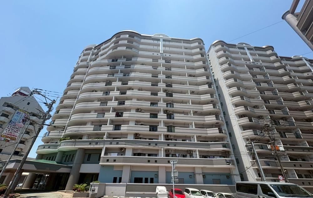 4LDK apartment in Kokurakita Ward, Kitakyushu, Fukuoka - Photo 1