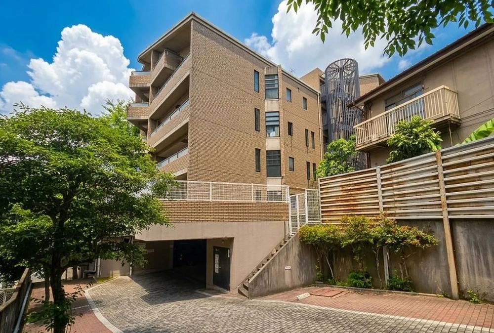 3LDK apartment in Chuo Ward, Fukuoka - Photo 1