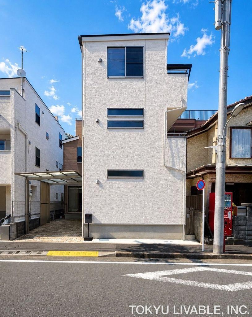 4LDK house in Shinagawa Ward, Tokyo - Photo 1